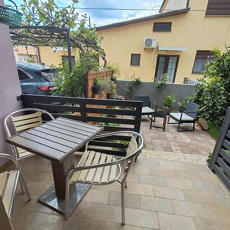 Apartman Lana Medulin Eksteriør bilde