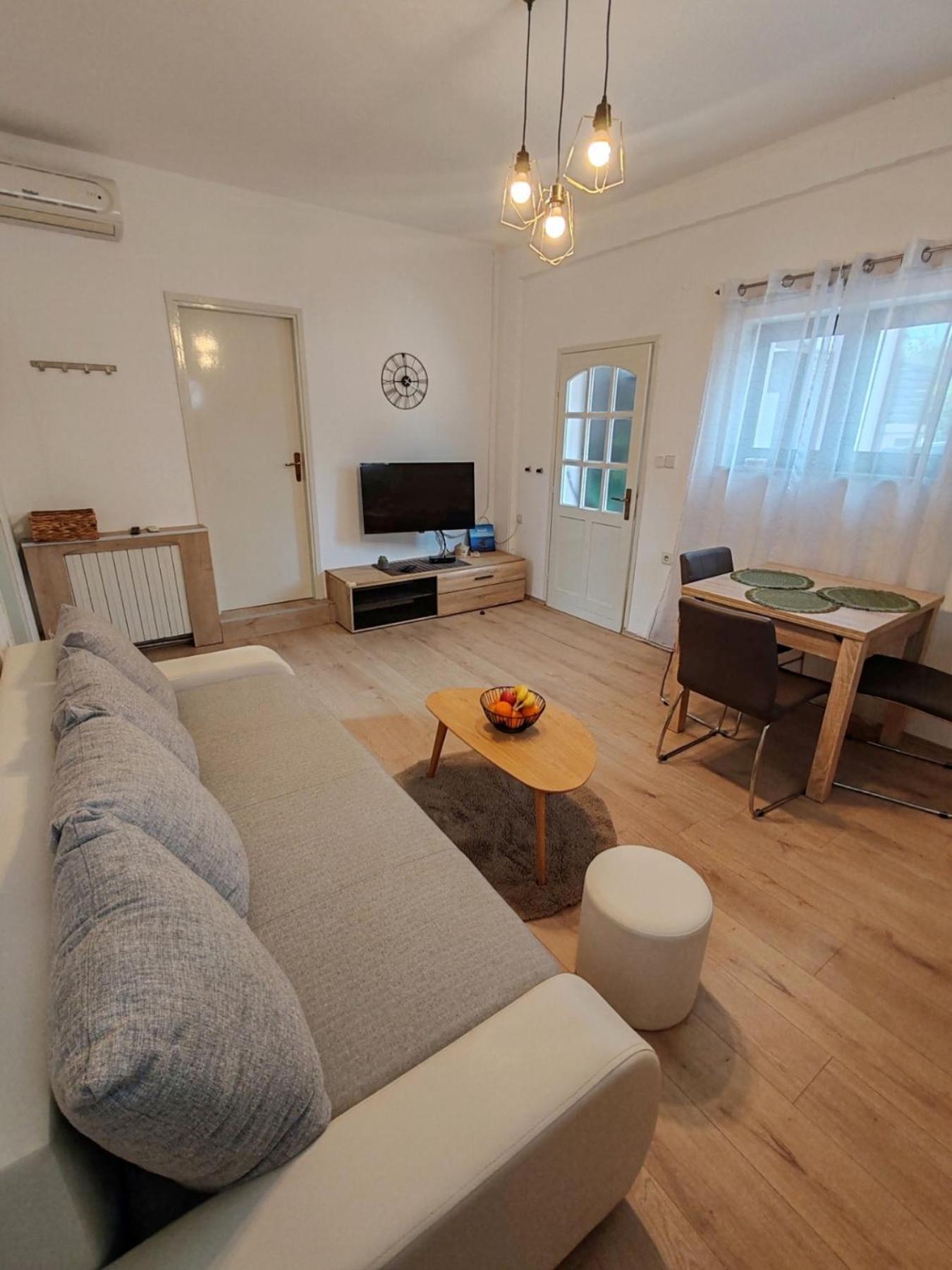 Apartman Lana Medulin Eksteriør bilde